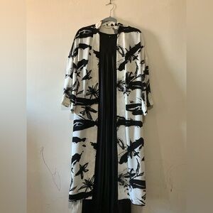 Babaton Black and White Abstract Print Duster jacket